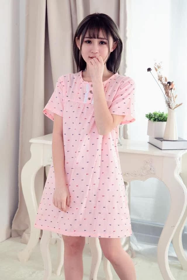 Bông gạc đôi nightdress nữ ngắn tay mùa xuân và mùa hè phần mỏng cotton đồ ngủ phần dài dâu tây tươi hoa nhà ăn mặc