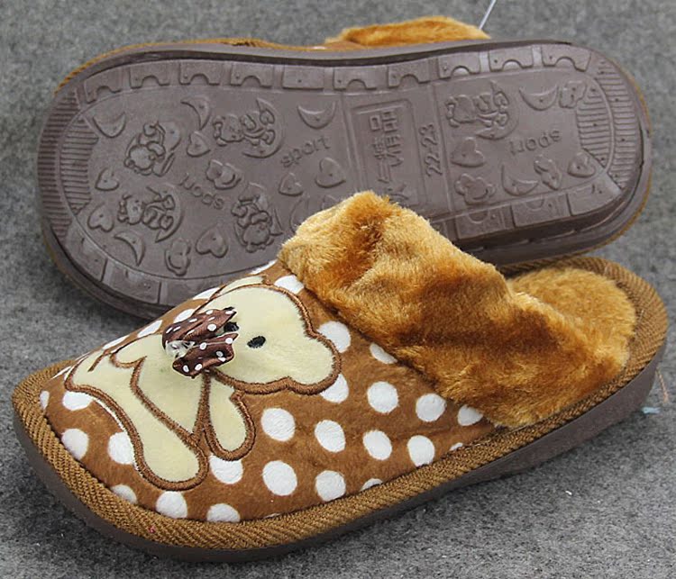 Pantoufles enfants en suède pour hiver - semelle mousse - Ref 1020089 Image 71