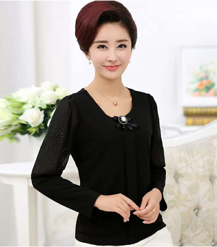 Áo mùa thu mới cho bé áo thun dài tay 40-50 tuổi Quần áo nữ trung niên áo khoác ngắn đoạn nóng khoan đáy áo sơ mi trung niên