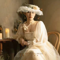 Princess Law Fairy Beauty Hot Flowers Courtesy Hats New Satin Feather Bridal Bridal Brigades filming Wedding Dress Retro Styling Hats