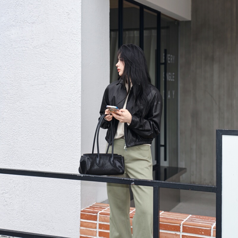 Lonely Planet | British-Style Soft Oil Wax Sheepskin | Free Collar Short Leather Jacket - 7040 Lonely Planet | British-Style Soft Oil Wax Sheepskin | Free Collar Short Leather Jacket - 7040