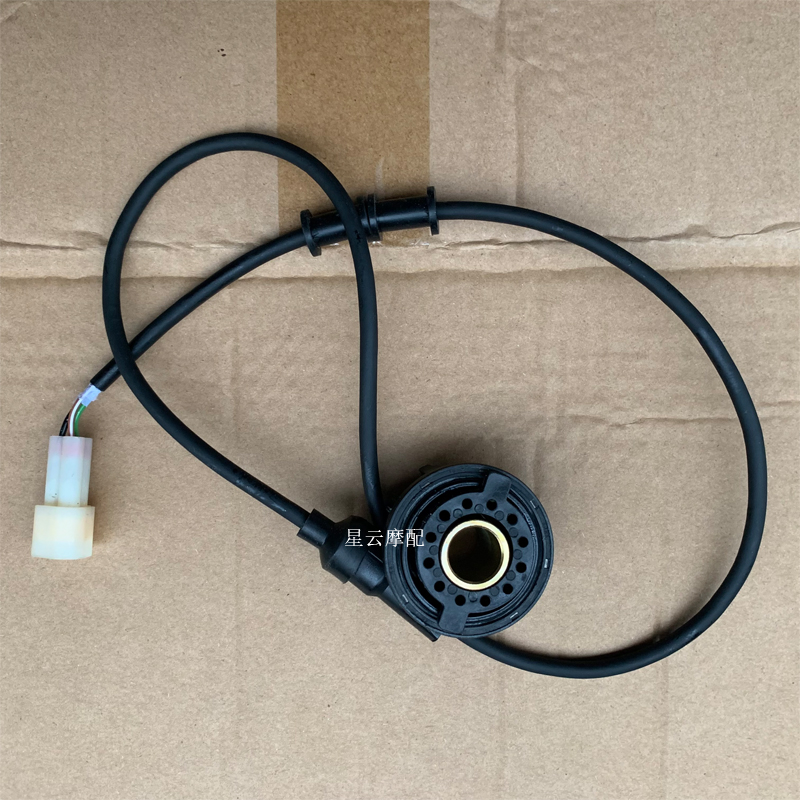 力帆摩托车LF150-10S的“隐形助手”：左右后视镜的巧妙设计