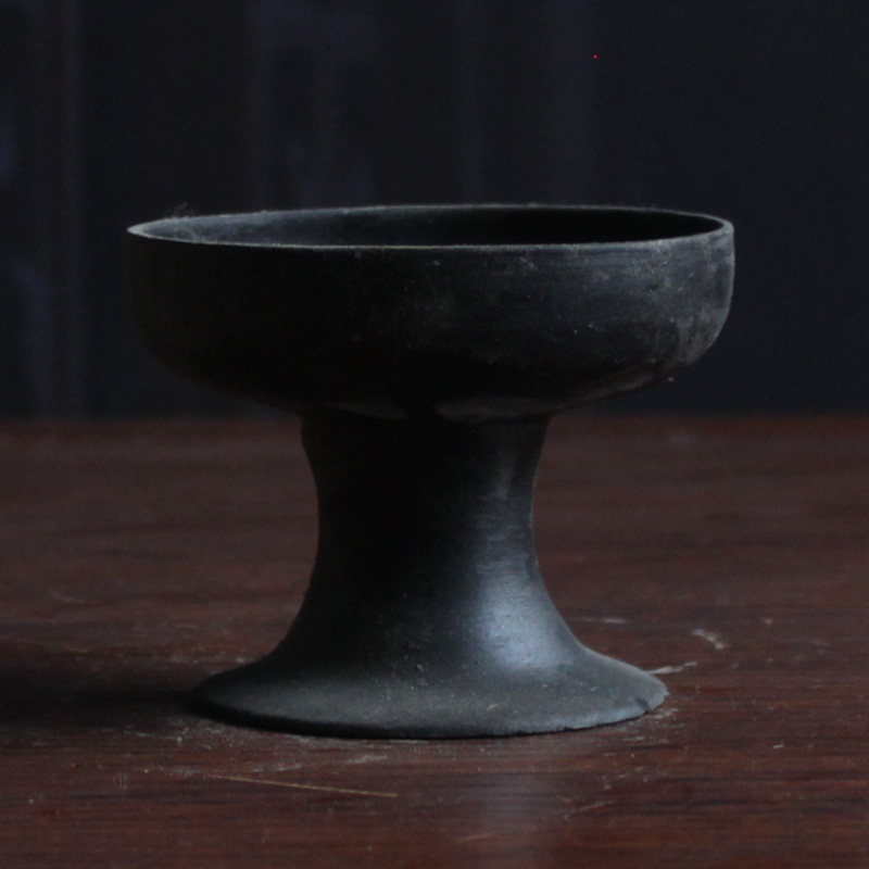 Antique pottery pottery cup Longshan culture goblet black pottery cup eggshell pottery candlestick antique cultural relics replica