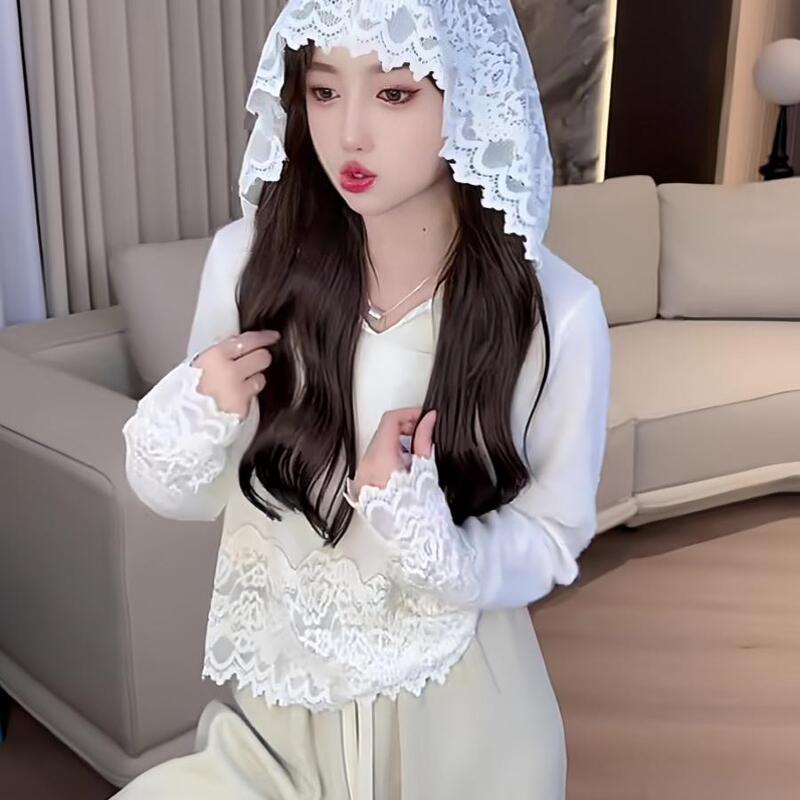 Heavy-Duty Crochet Lace Hooded Patchwork Long-Sleeve Top 2026 Autumn and Winter New High-End Fashionable Inner Layer Base Shirt for Women