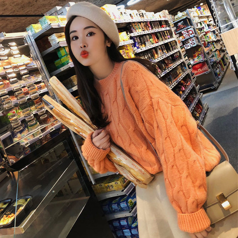 Pullover sweater 2021 new women's autumn and winter loose short Joker plus velvet thickened lazy wind bottoming sweater