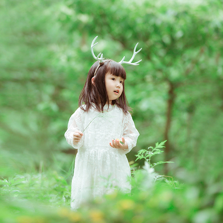 Exterior View Creative Forest Series Fairy Phae White Deer Horn Hair Stirrup Prop Han Style Children Photo Photo Gallery Photography Props