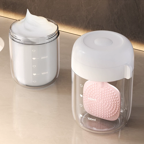 Очищающее молочко, гель для душа, автоматический шампунь, мусс