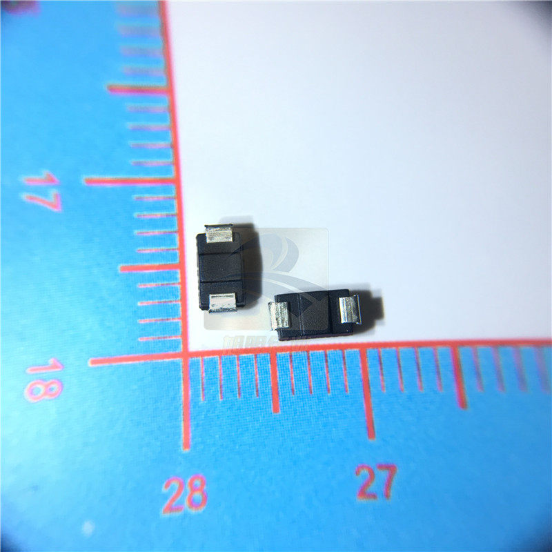 ES1D ES1D E3 61T 61T VISHAY Fast Recovery of the SMA II body 200V 1A rectified