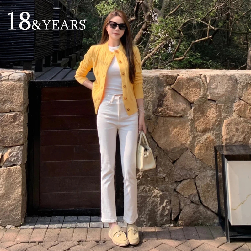 White Cropped Straight-Leg Jeans for Women, 2026 Summer New Style, High-Waisted, Stretchy, Slim-Fit, Thin, Versatile Cigarette Pants
