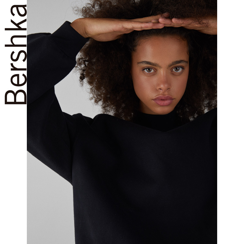 Sweatshirt femme BERSHKA - Ref 3217219 Image 3