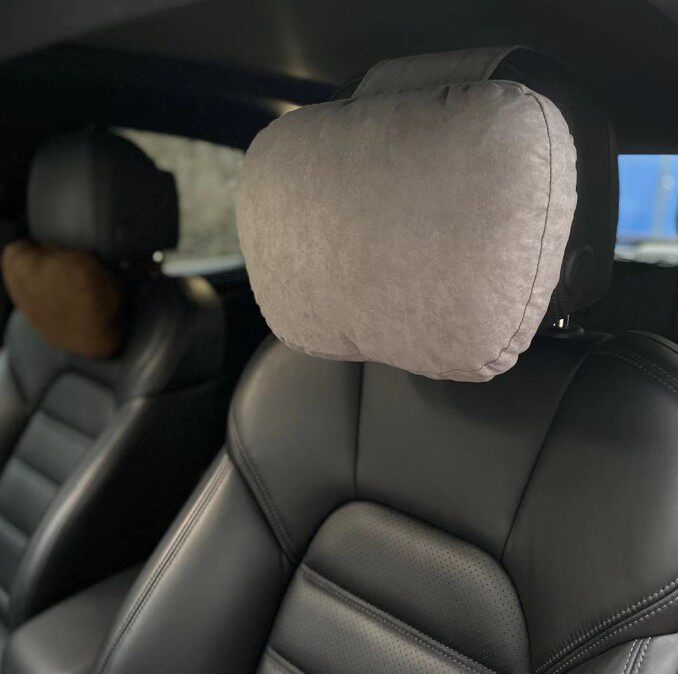 Apply to the Pillow S - Class Maybach Car Pillow BMW Audifort Porsche Car with pillow neck pillow