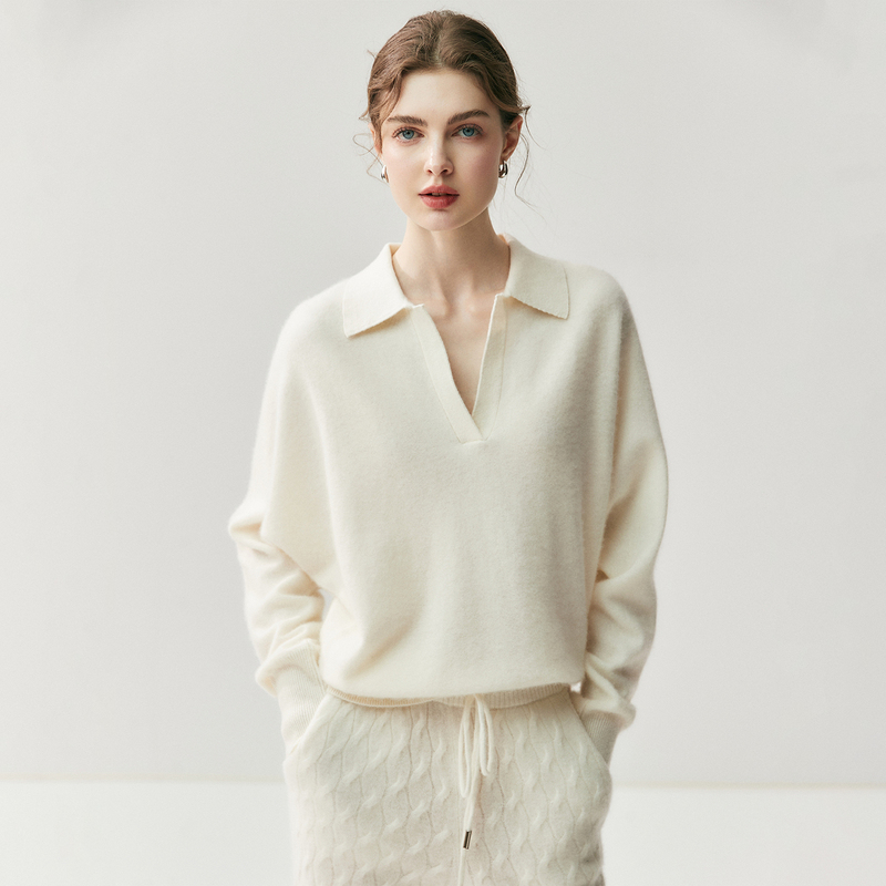 Fashionable and Casual~ Women's Cashmere Sweater, Same Style as Cos, Opolo Large V-Neck, Lazy Loose Fit, Slimming Pullover Knit Sweater Fashionable and Casual~ Women's Cashmere Sweater, Same Style as Cos, Opolo Large V-Neck, Lazy Loose Fit, Slimming Pullover Knit Sweater