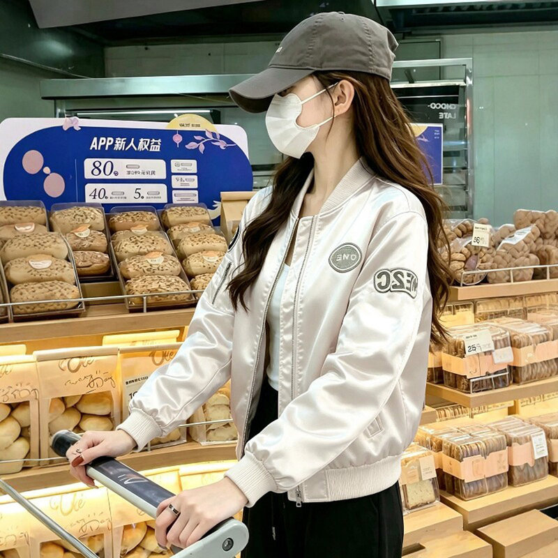 Early Autumn's Super Stylish Short Baseball Jacket for Women, 2026 New Model, This Year's Trendy Hot Item, Unique and Beautiful Jacket