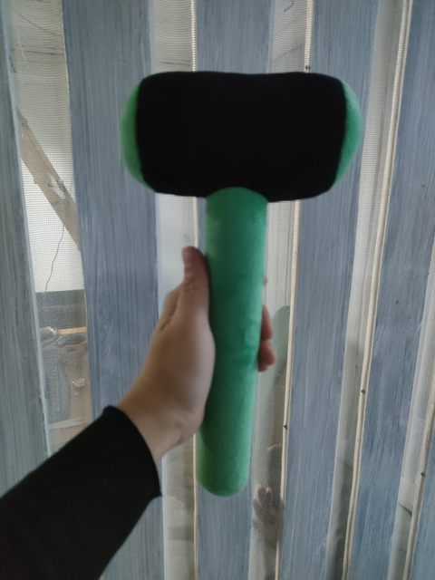 Black and green medium hammer car auction car dealer live broadcast props soft safety doll custom size
