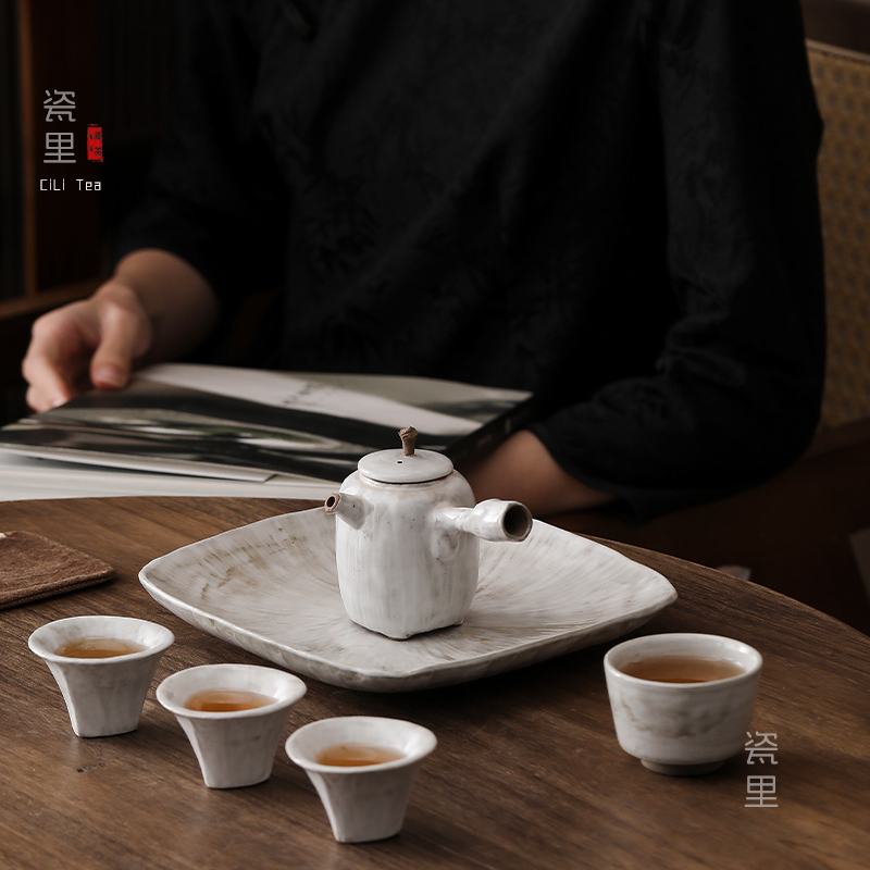 Japanese-Style Side-Handle Teapot, Coarse Pottery Kung Fu Tea Set, Vintage Zen Style, One Pot and Four Cups, Handmade Ceramic Wabi-Sabi Style Tea Set