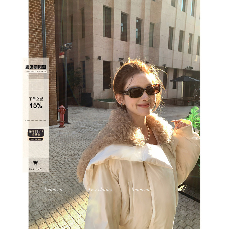 Linoneone Iceland Snow Forest Angel Wings White Short Large Fur Collar down Jacket Cloud Puff Coat Linoneone Iceland Snow Forest Angel Wings White Short Large Fur Collar down Jacket Cloud Puff Coat