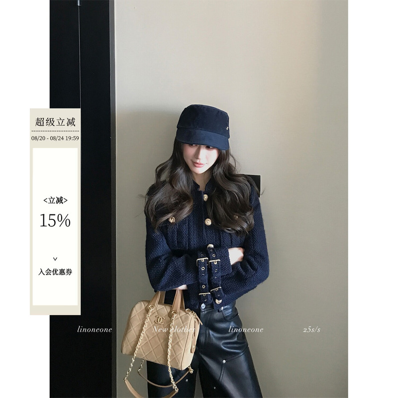 Linoneone Platinum Balmain Design-Inspired Rich Girl Vintage Gold Button Sleeve Tab Chanel-Style Short Jacket