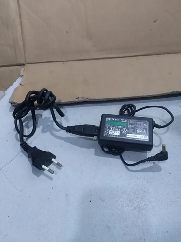 Оберните оригинальный адаптер питания Sony Sony PSP-100 5V 2A +AC Power Bord