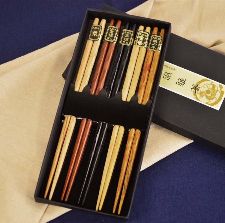 Five-color Japanese tableware chopsticks set wooden gift box Japanese cuisine pointed chopsticks chopsticks gift Chinese style