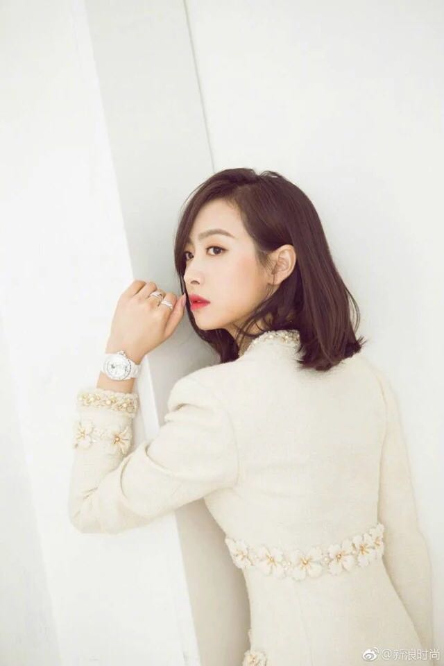 7210 # 2019 ngôi sao mới với cùng một quý cô, hoa thơm nhỏ, len đính cườm, vải tuýt, áo khoác dài tay - Accentuated eo áo áo dạ nữ dáng ngắn
