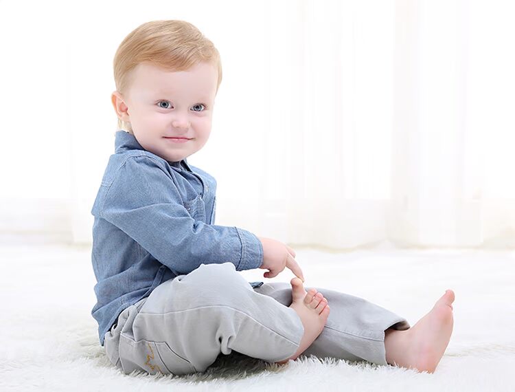 Áo thun nam Qi Qiong 2019 mới cho bé sơ sinh mùa xuân sơ mi denim sơ mi bé sơ mi dài tay cotton xu hướng quần áo trẻ em 2021