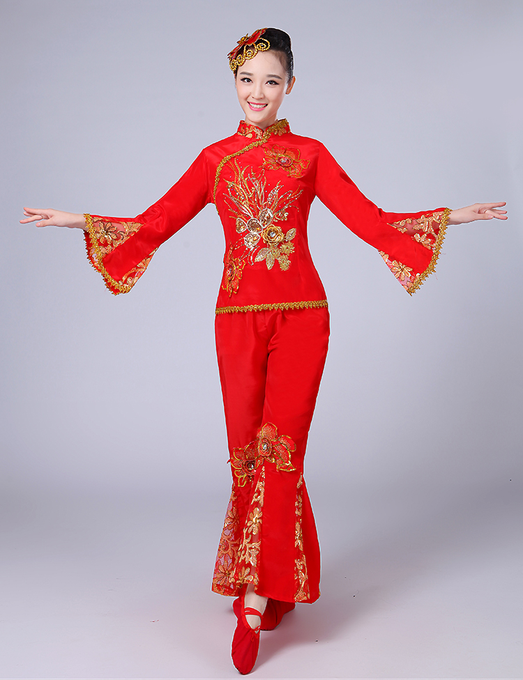 Xuân Thu hát mới thực hiện phù hợp với quần áo Quảng trường Quốc gia fan nhảy nhảy mẹ đỏ trung niên quần áo nhóm