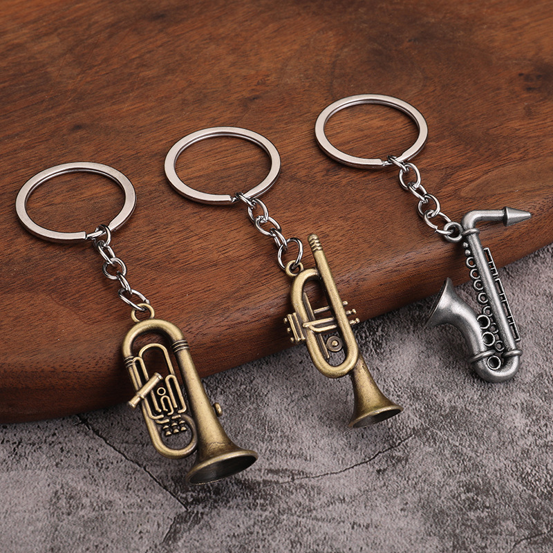 Mini Musical Instrument Miniature Toy Saxophone Mini Metal Keychain Pendant Music Festival Promotional Gift Mini Musical Instrument Miniature Toy Saxophone Mini Metal Keychain Pendant Music Festival Promotional Gift