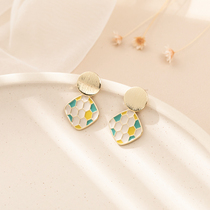 Fun Cute Beehive Earrings Superior Ear Nail Minimalist Geometric Temperament Ear Decorated Mosquito Incense Pan Without Ear Clip Woman