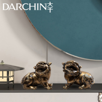New Chinese desktop lion fittings resin gold copper animal town living room office desk soft decoration