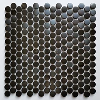 Темно -серая черная поверхность кисти