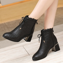 Spring New 42 soft bottom size boots 41 a 43 thick heel hollow casual boots leather women boots 2021