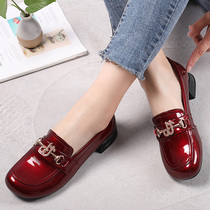 2021 new large size leather shoes women 41-43 patent leather spring and autumn English style flat shoes round head leather shoes