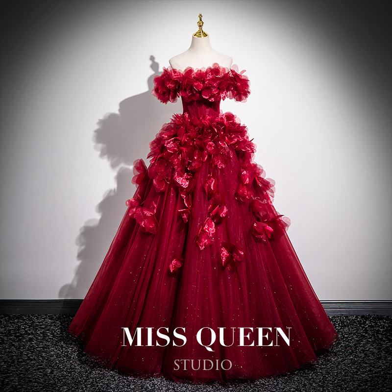 Engagement Dress, Wedding Toast Dress, Bride's Red High-End Light Luxury Dress, Niche Homecoming Dress, Elegant Evening Gown