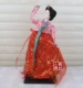 Búp bê Hàn Quốc Đồ trang trí thủ công Hàn Quốc 30CM cao 12 inch Búp bê squat Hàn Quốc hanbok trang trí ẩm thực