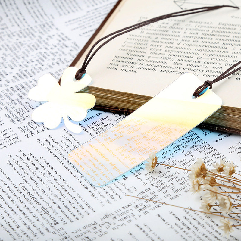 Laser bookmarks colorful pendant bookmarks creative small fresh students with four-leaf clover bookmarks 5 choices