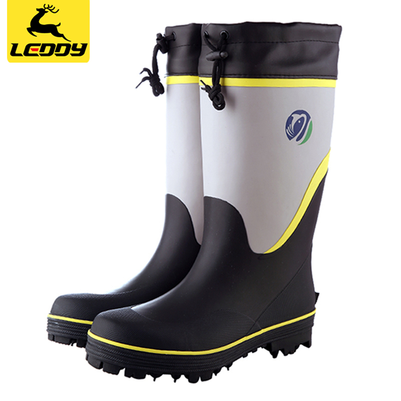 non slip boots for ice