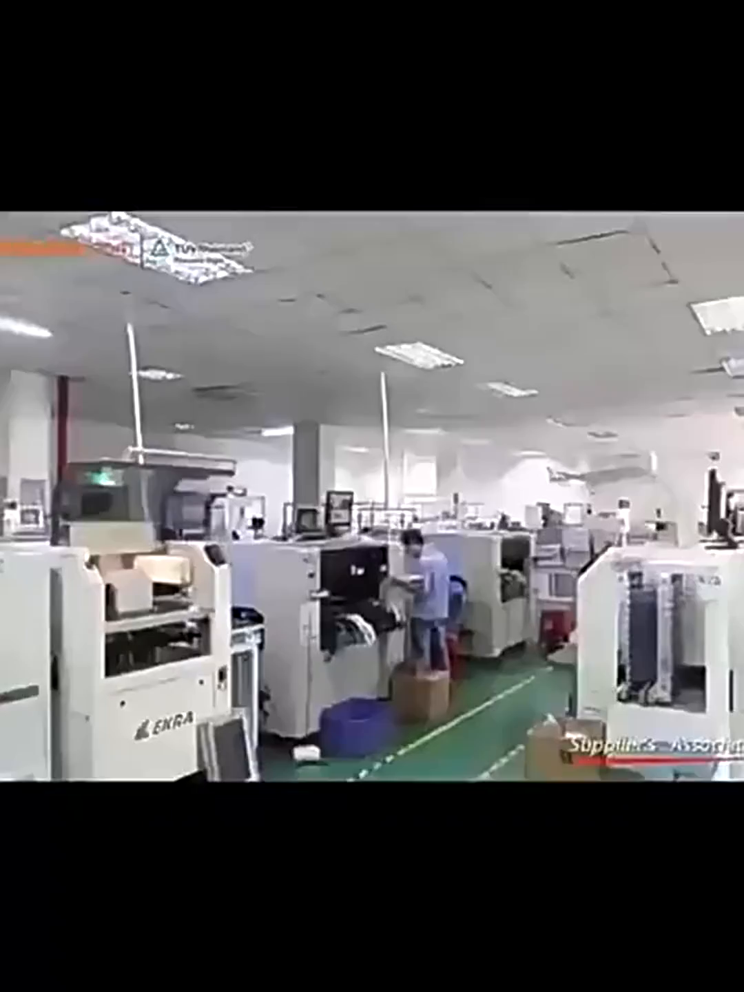 这个模块真能够当“电源外挂”?8A大电流还带屏、谁正在偷偷卷死传统稳压器?