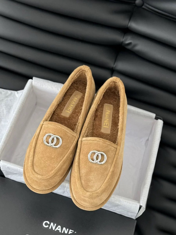 High-End 2024 Winter New Style Genuine Leather Wool-Lined Thickened Warm Furry Shoes for Women, Flat Slip-On Loafers High-End 2024 Winter New Style Genuine Leather Wool-Lined Thickened Warm Furry Shoes for Women, Flat Slip-On Loafers