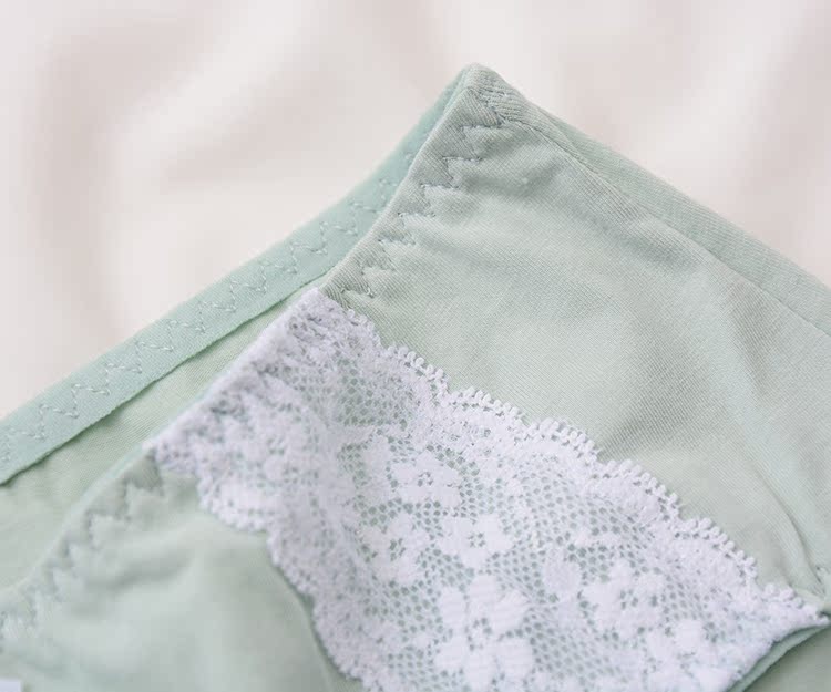[4 miếng 17.9] Tôi ~ 29 quần lót ren bên đồ lót cotton màu rắn thoải mái quần lót thoáng khí quai ngang quan lot nu big size