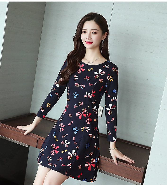 Áo dài tay mùa thu đông cho nữ 2018 phiên bản mới của Hàn Quốc về kiểu dáng thon gọn in một chiếc váy chạm đáy từ 35-45 tuổi váy chữ a đẹp