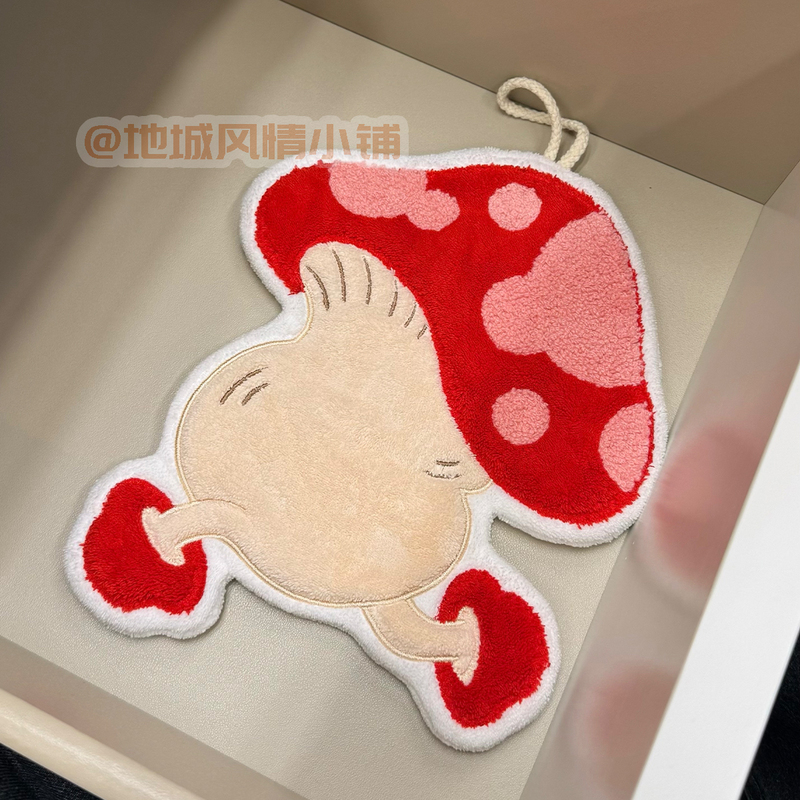 Maze Fan Peripheral Walking Mushroom Hand Towel Cute Water-Absorbent Quick-Drying Towel