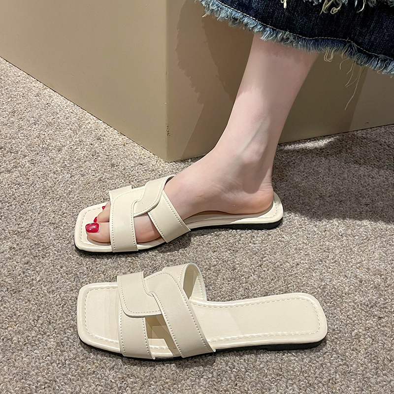 Women's Summer Slippers for Outdoor Wear 2026 New Fashion Versatile Square-Toe Flat Large-Size Sandals Lazy Slip-Ons