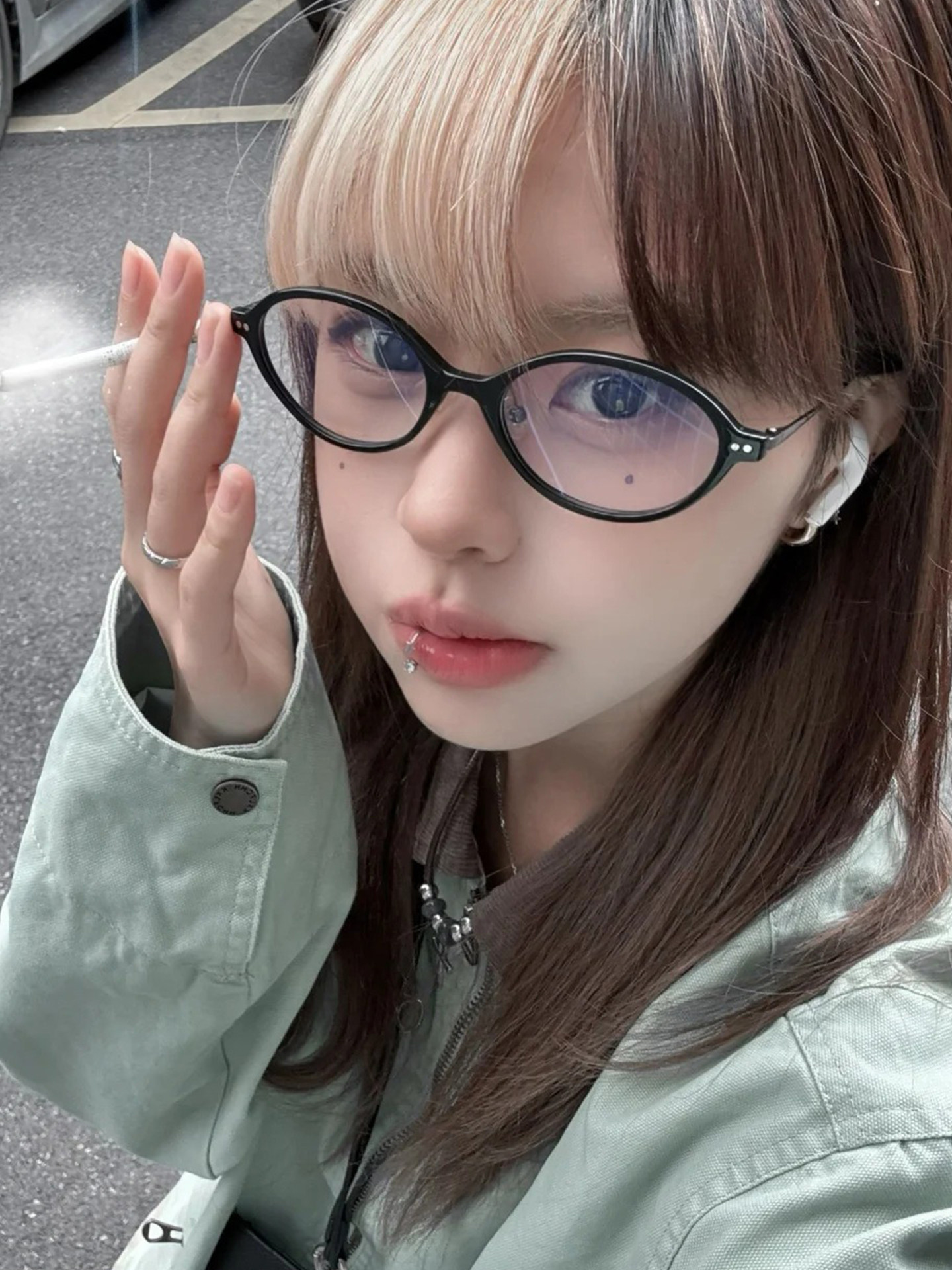 Retro Small-Face Eyeglass Frames for Women, Natural Look, Artistic Intellectual Style, Black Frames, Can Be Fitted with Prescription Lenses, Nerd Style, Non-Prescription Glasses