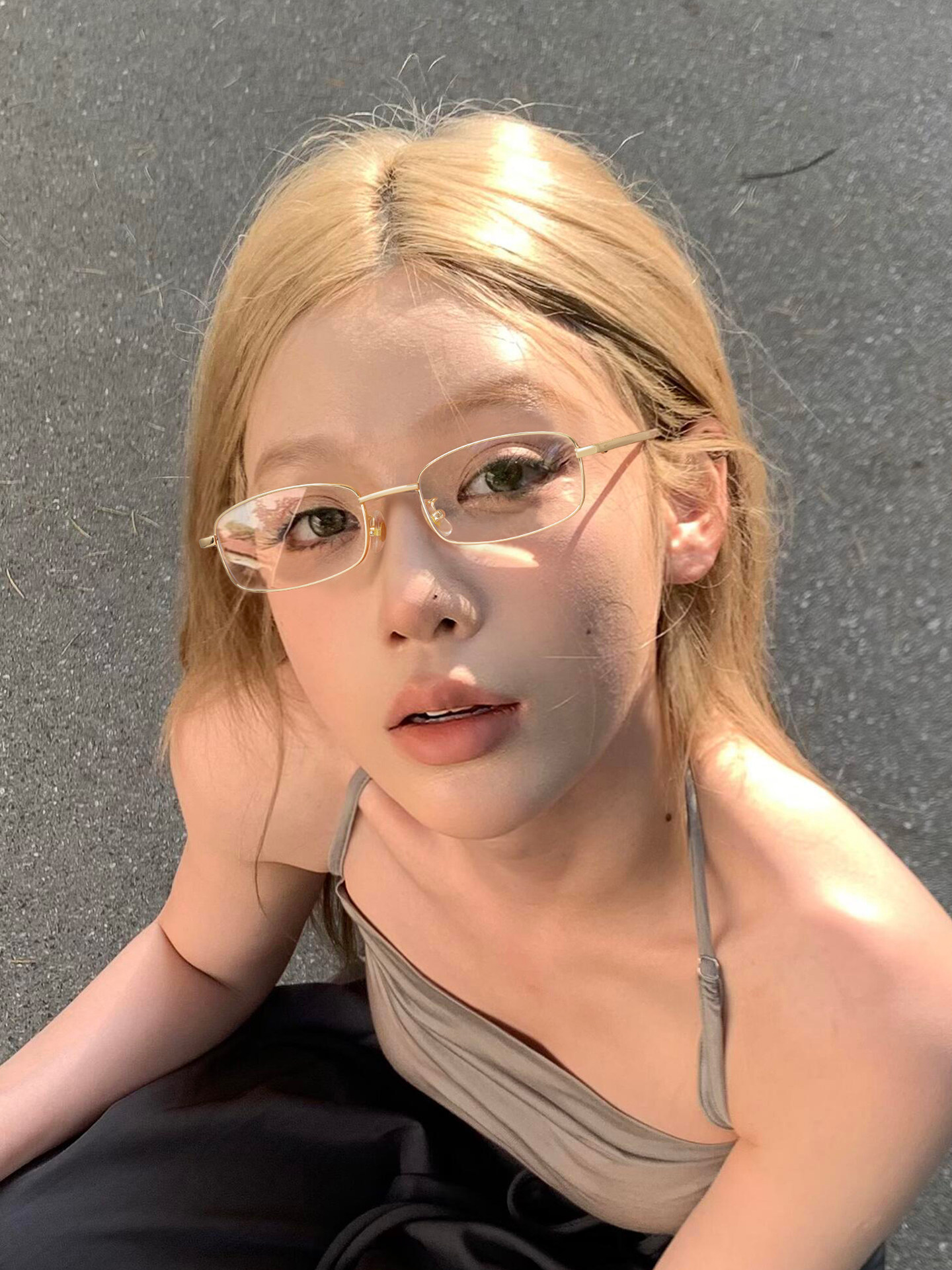 Retro Gold-Rimmed Glasses for Women, Silver Narrow Frame, Cosplay Style, Mature Look, Non-Prescription, Suitable for Small Faces, Can Be Fitted with Prescription Lenses, Wide Frame