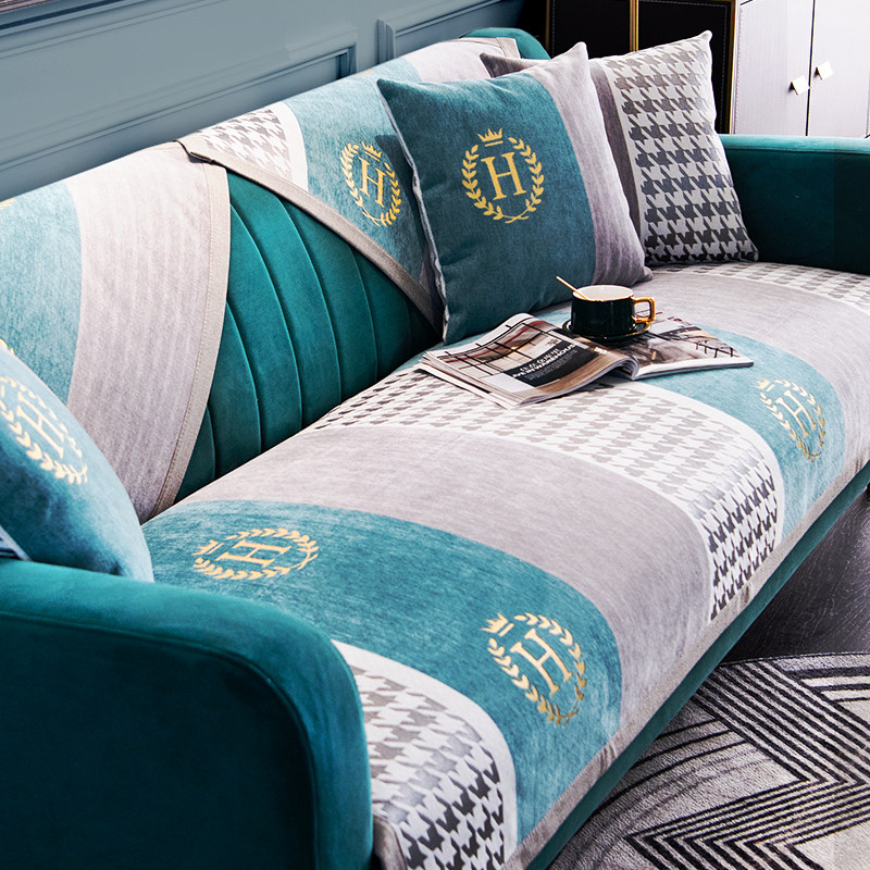 Nordic sofa pad four seasons general anti-slip high-end thousands of birds light luxury modern convenient fashion cover backscarf