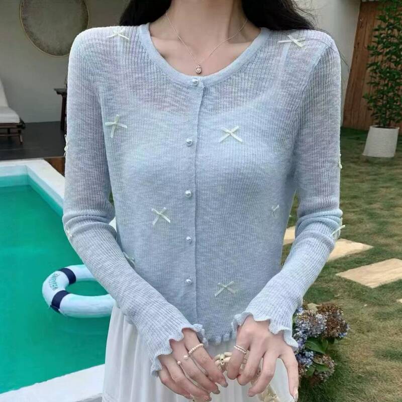 Directly Sourced French-Style Soft Knit Sweater, Short and Stylish, Fashionable and Beautiful Top Directly Sourced French-Style Soft Knit Sweater, Short and Stylish, Fashionable and Beautiful Top