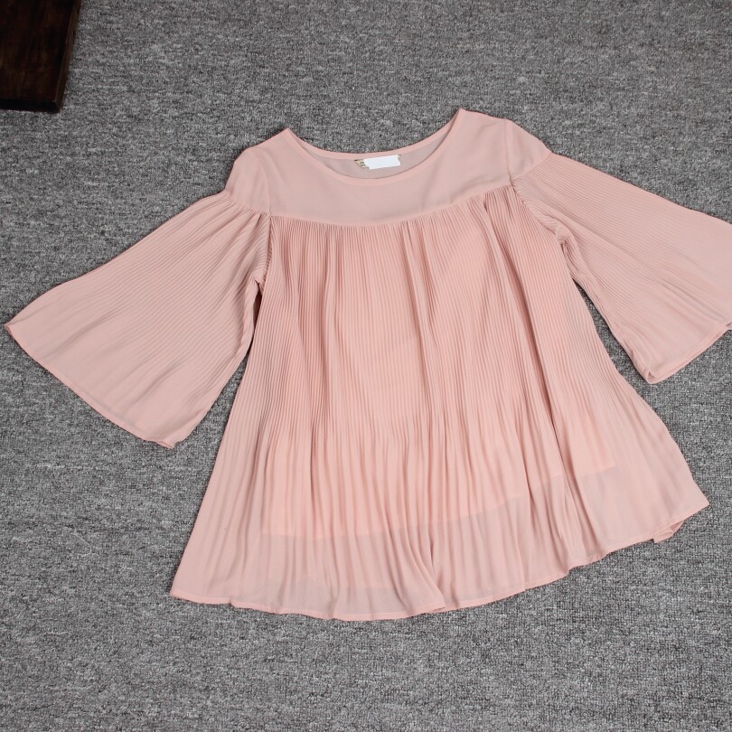 Delicate Press Pleats Water Cuff Round Collar Loose large version of dolls Snow spinning Shirt 2022 Chunxia New vintage imperial court Wind