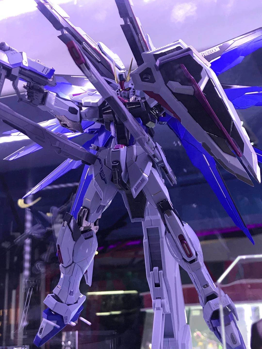 Bandai METAL BUILD Freedom Gundam 14 лет и старше коллекционная модель 1/12 масштаб металло movable Гандам