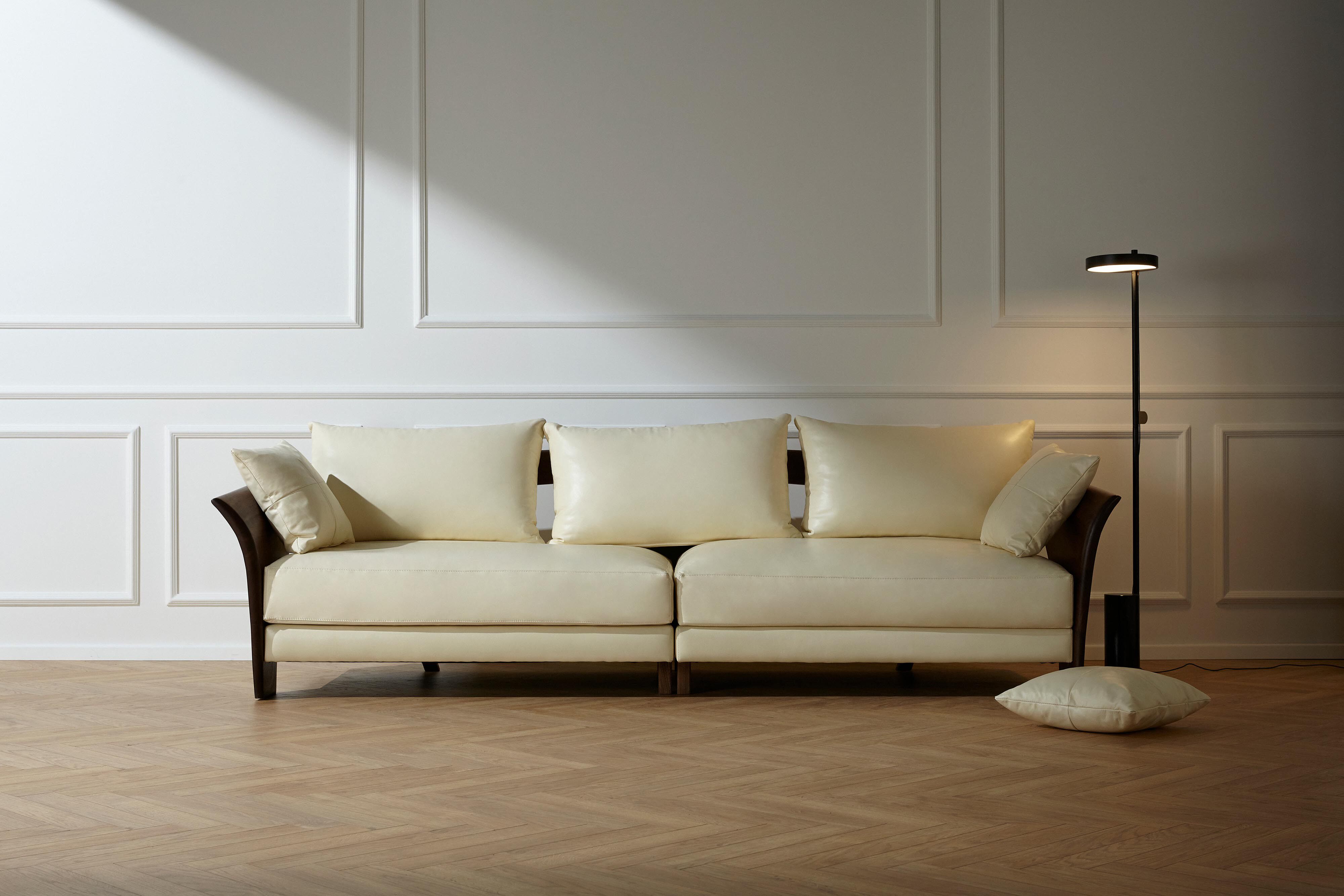 Yike Solid Wood Furniture Albatross Sofa Simple Original Design Black Walnut Top Cowhide Living Room Wood Wax Oil