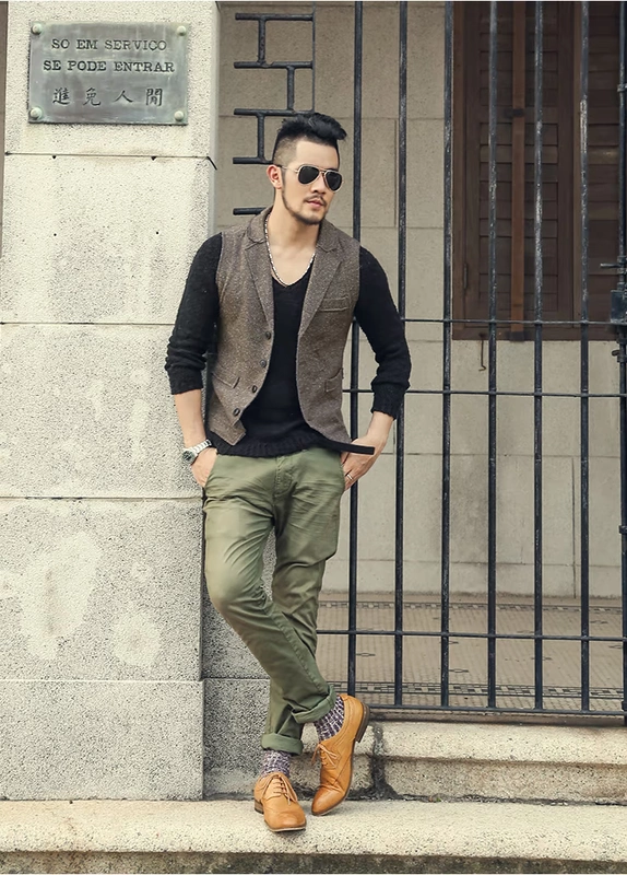 Mùa xuân composite vải hỗn hợp màu dệt kim nam cổ điển thô cạnh casual vest nam vest vest triều M92 áo vest nam